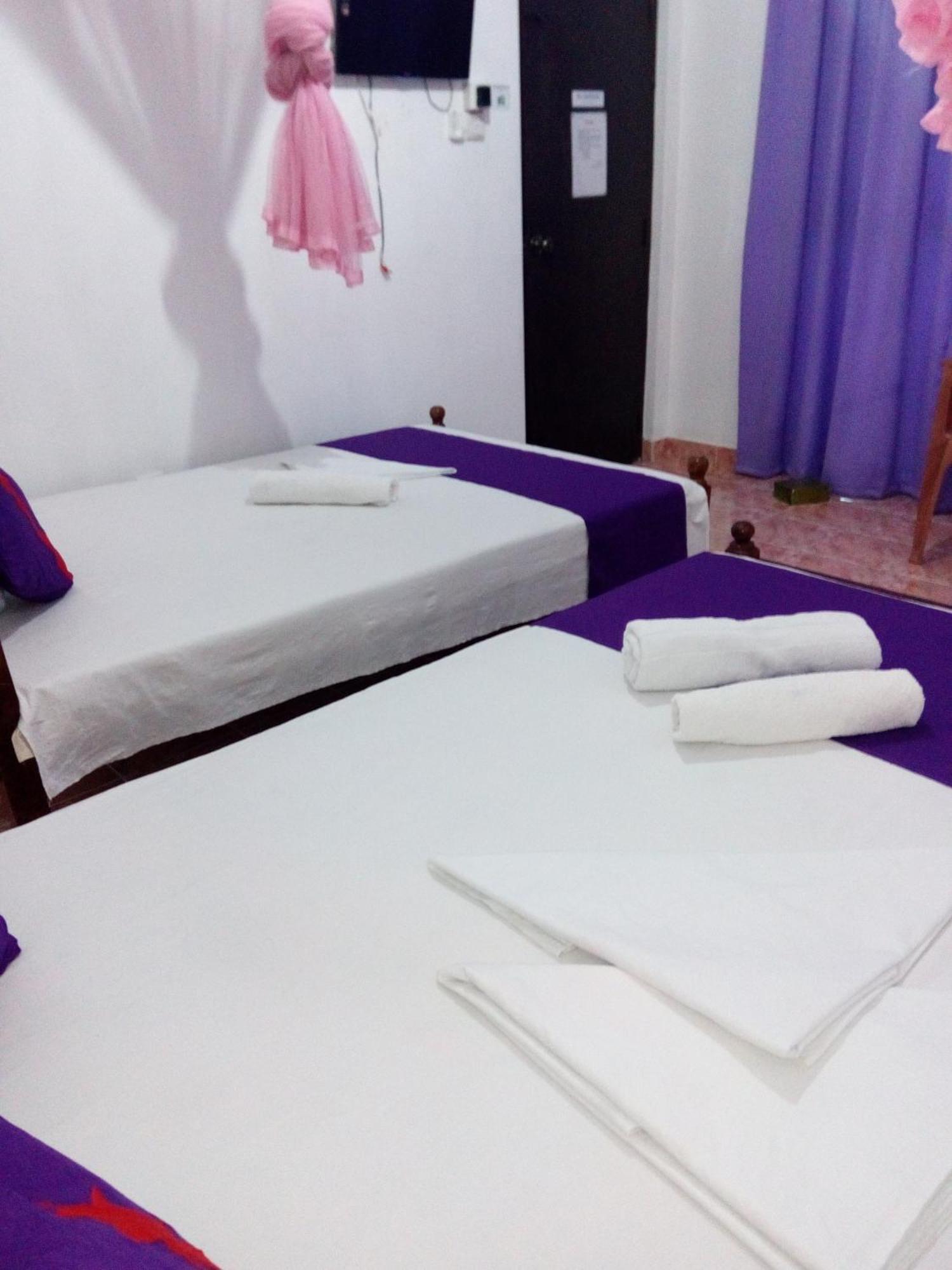 Evening Star Guest Inn Канди Номер фото