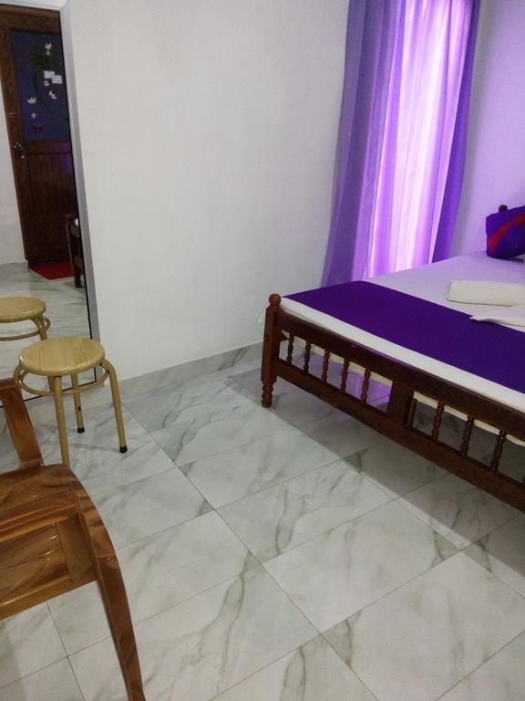Evening Star Guest Inn Канди Номер фото