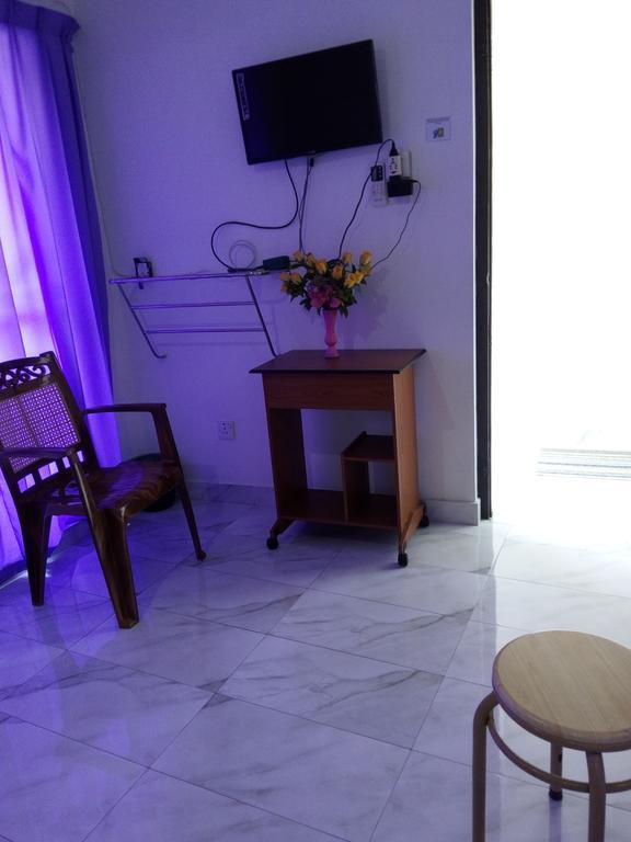 Evening Star Guest Inn Канди Номер фото