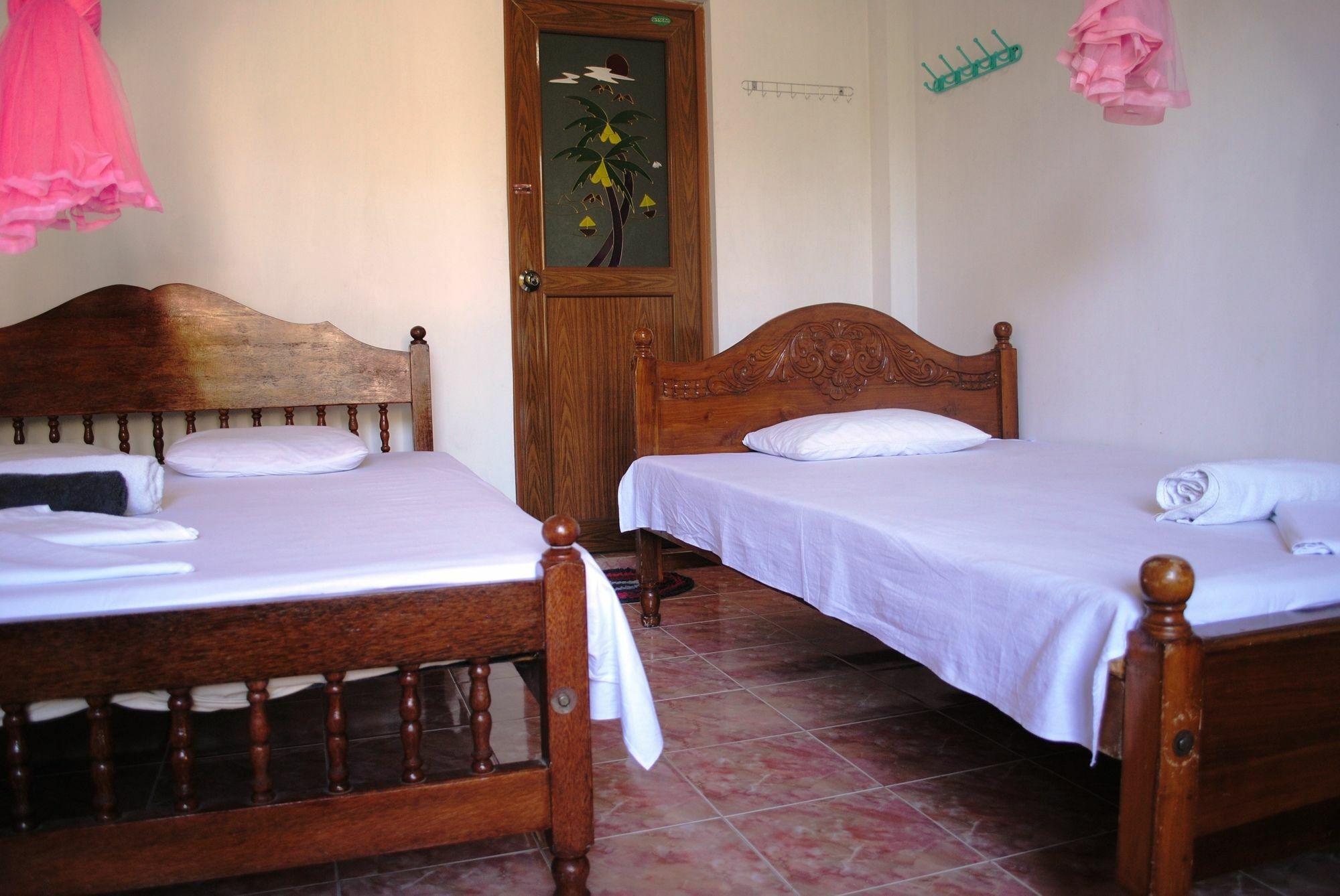 Evening Star Guest Inn Канди Экстерьер фото